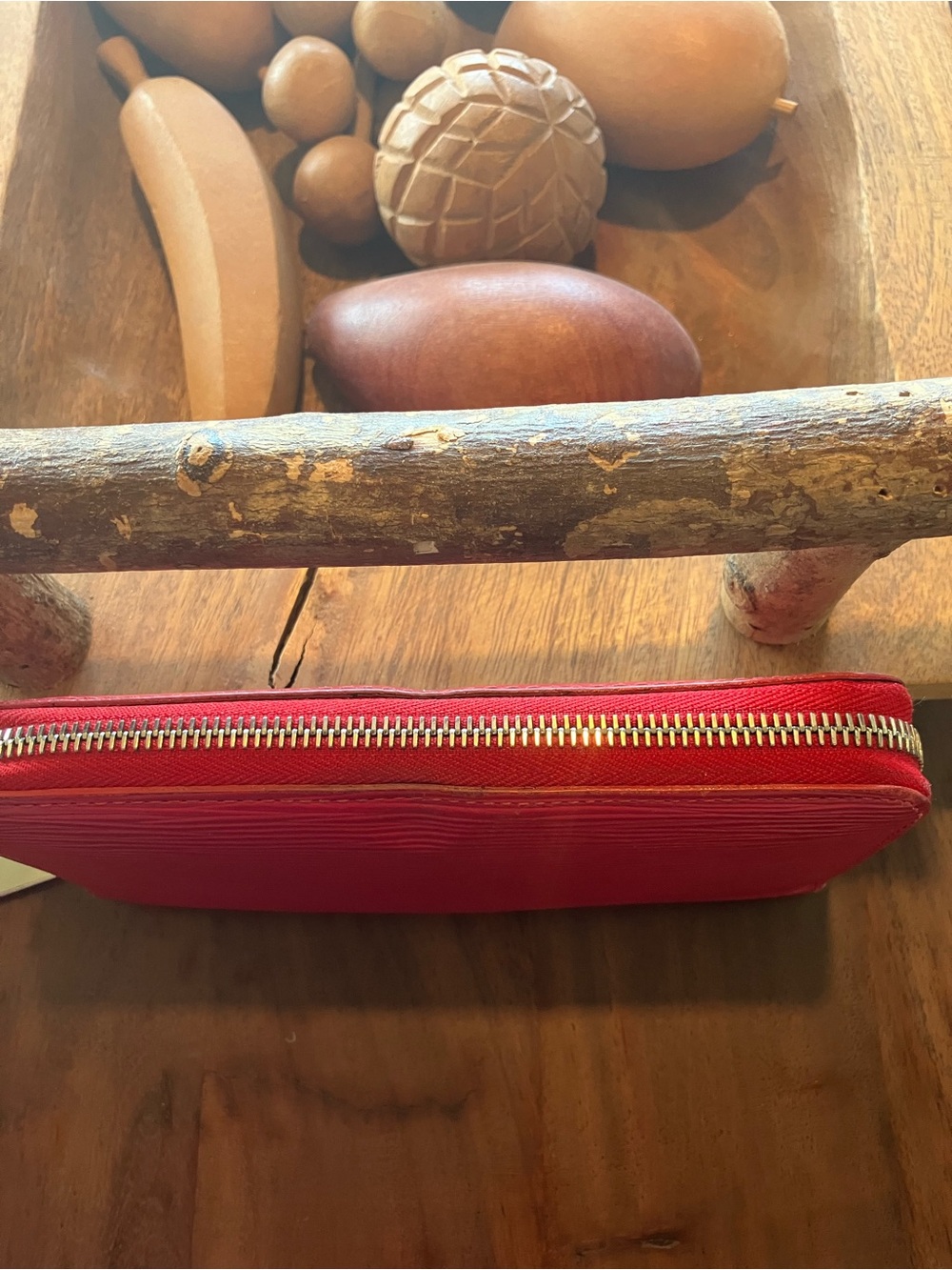 Louis Vuitton Red Textured Zip-Around Wallet EPI - Picture 8 of 12